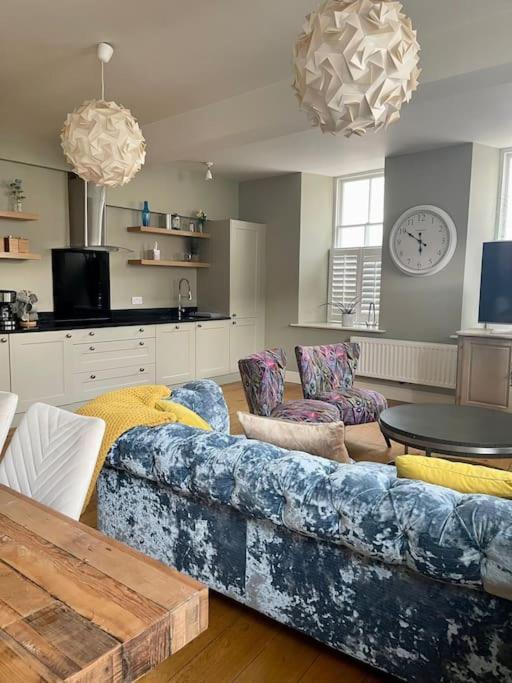Luxurious 2 Bedroom Apartment In Central Berwick Eksteriør billede